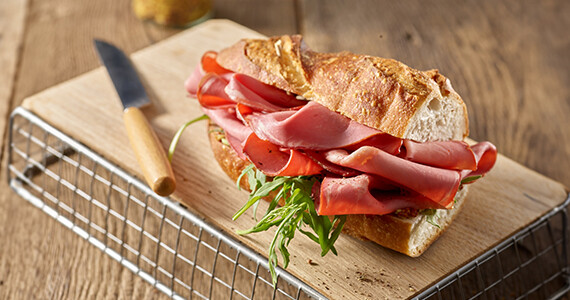 Füme Kaburgalı Sandviç